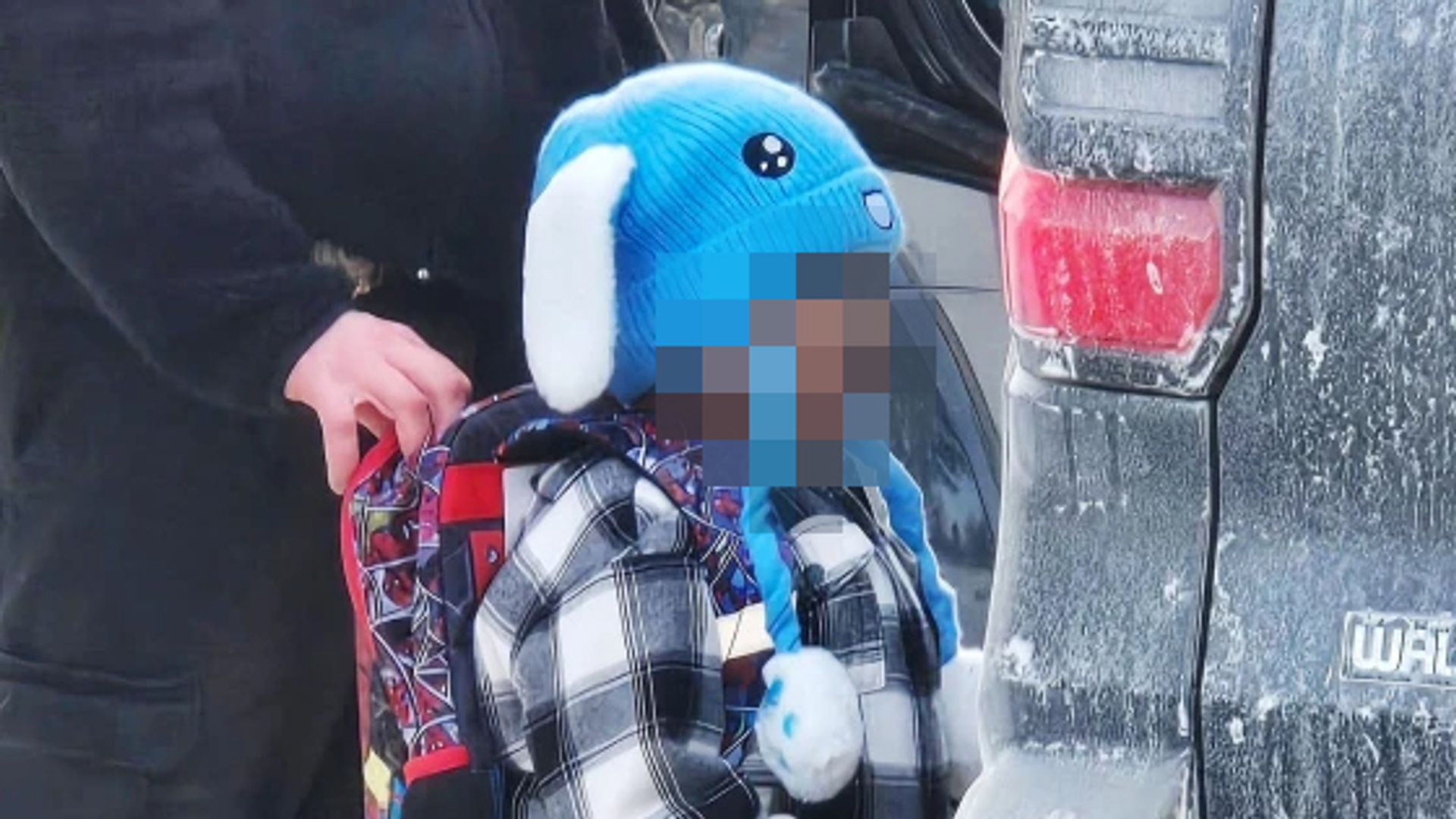 ICE officers snatch five-year-old from car and use him as ‘bait’ to lure dad, school claims
