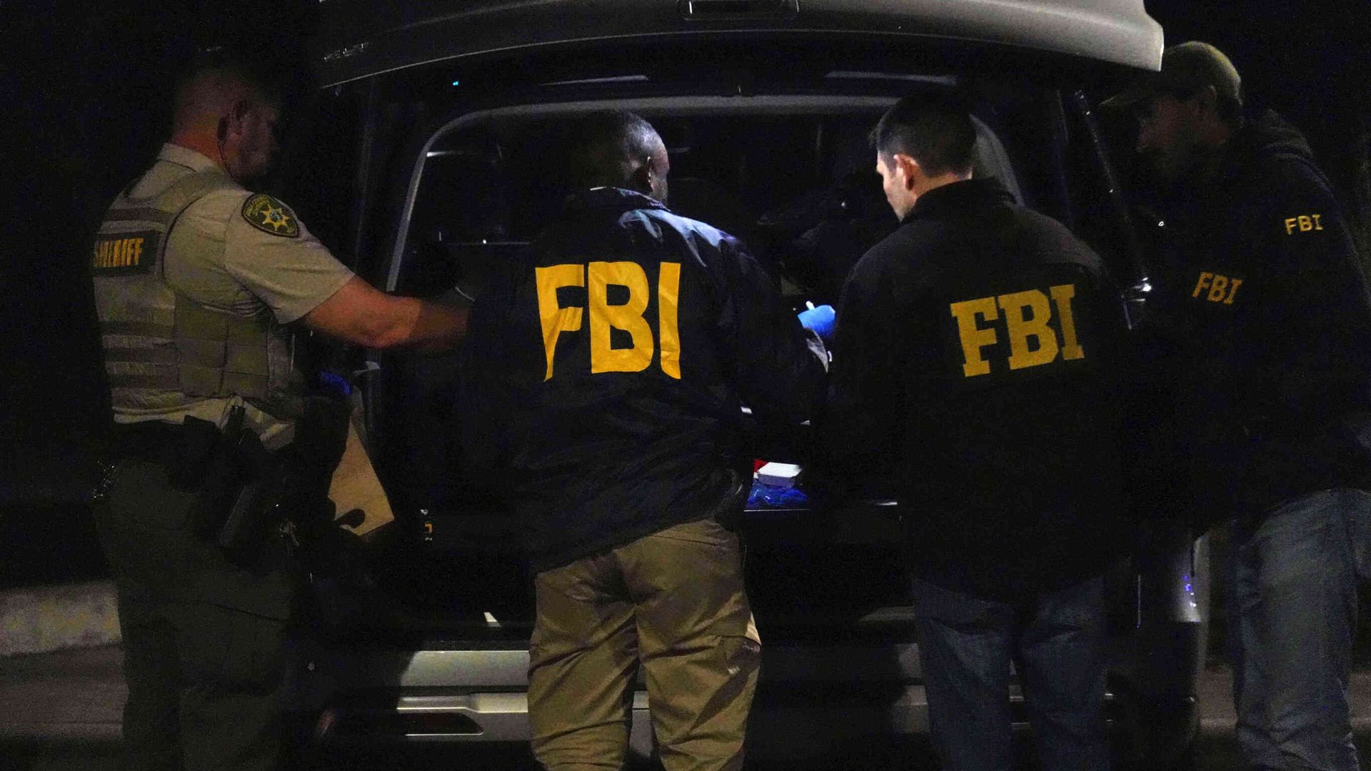 Authorities investigating Nancy Guthrie disappearance seal off road