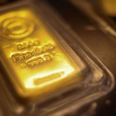 Ex-CIA officer accused of stealing 300 gold bars worth $40m